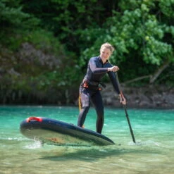 Jobe Porto 2mm Long John Damen Neoprenanzug 11 Jobe Porto 2mm Long John Damen Neoprenanzug -Prolimit Verkäufe 303823004 actionshot 3 big 1280x1280